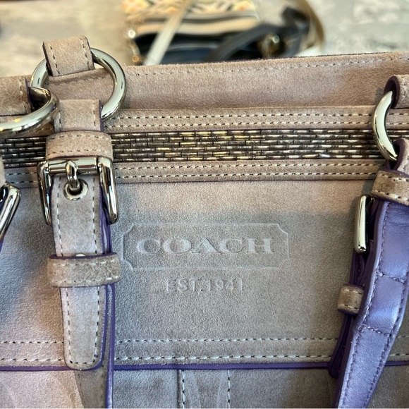 COACH Large Gray Suede Shoulder/Tote Bag NEEDS cleaning - Picture 5 of 9